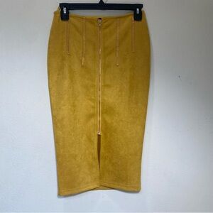 Women's Privy Privately Privileged Mustard Faux Suede Skirt Size M